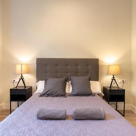 Urbe10 Angel 1 Bedroom 3c