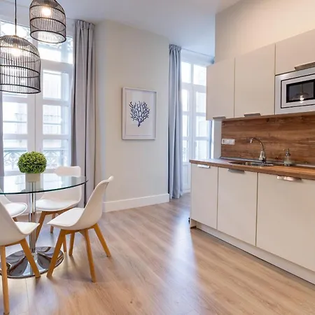 Apartment Urbe10 Angel 1 Bedroom 3c Malaga
