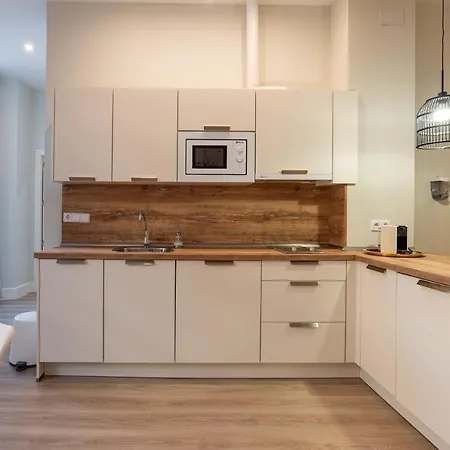 Urbe10 Angel 1 Bedroom 3c Apartment Malaga
