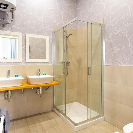 Apartment Urbe10 Angel 1 Bedroom 3c Malaga
